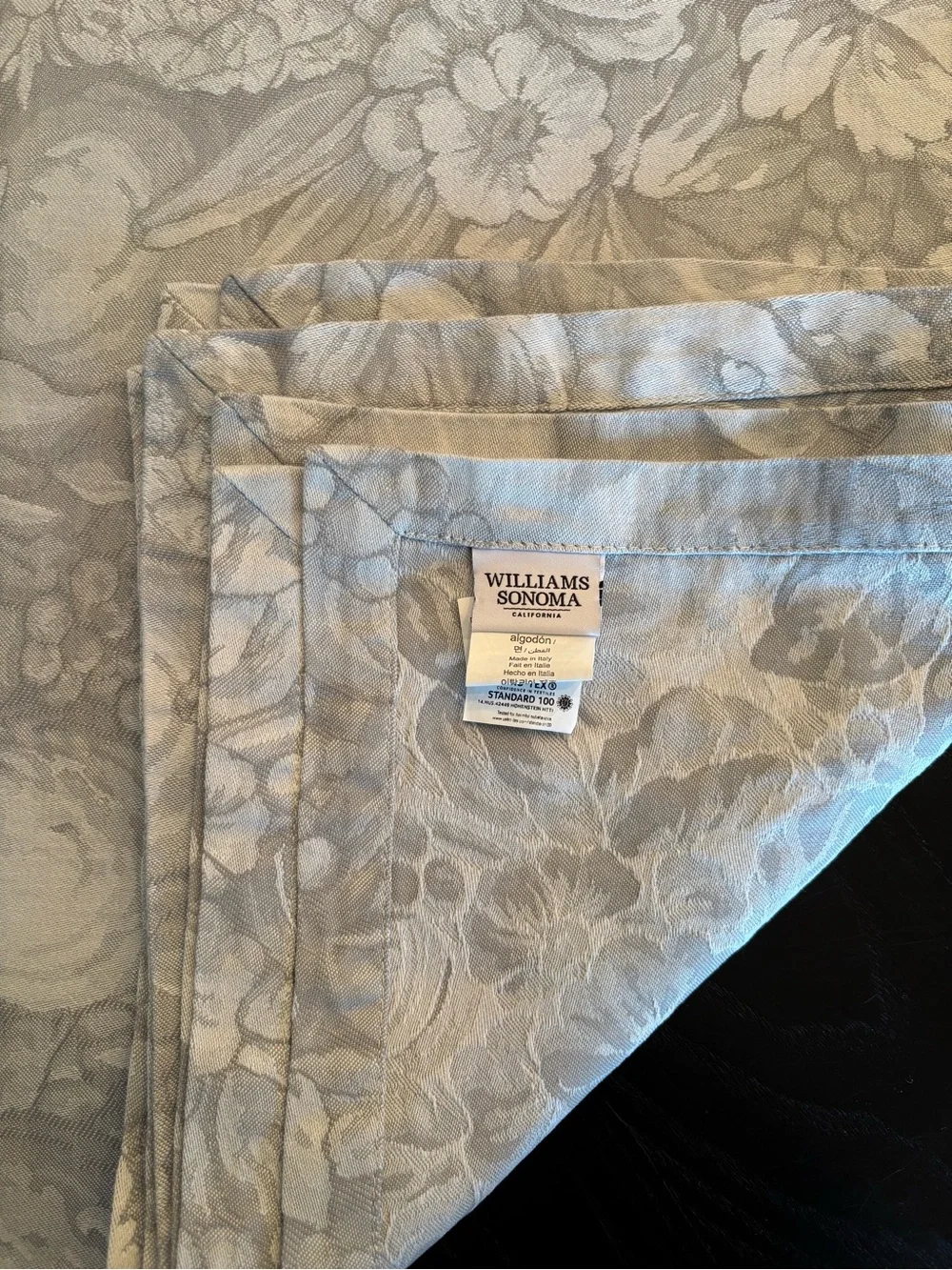 William Sonoma Frutta Jacquard Grey  limited edition.   Set of 8